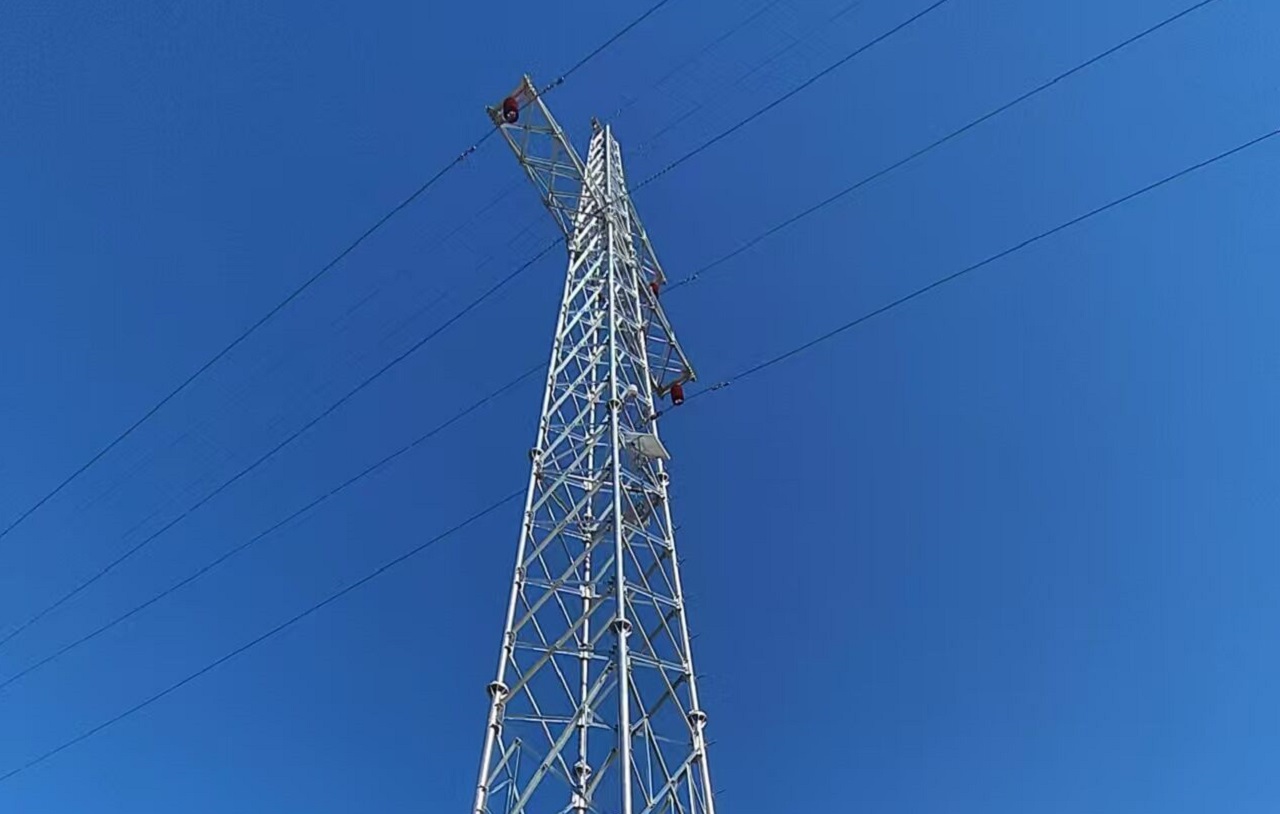 深圳ayx·爱游戏输电线路微波覆冰在线监测装置